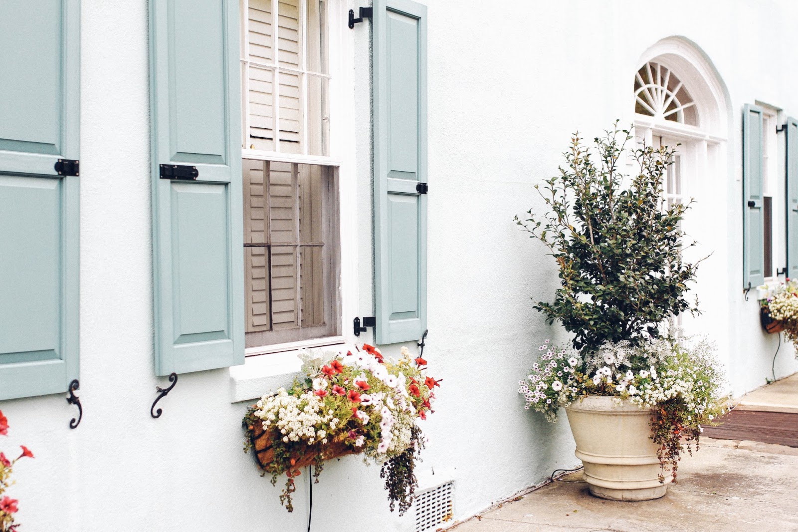 Hero Post Layout Without Sidebar